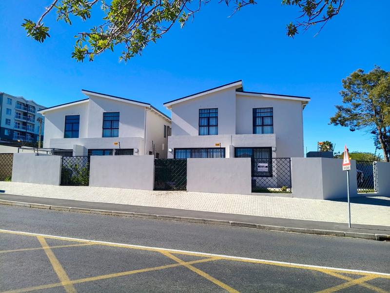 3 Bedroom Property for Sale in Ridgeworth Western Cape